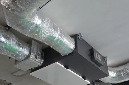 Gamybos salė su „Mycond“ energijos atgavimo vėdinimo įrenginiais MVC700-A