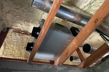 Gamybos salė su „Mycond“ energijos atgavimo vėdinimo įrenginiais MVS DW