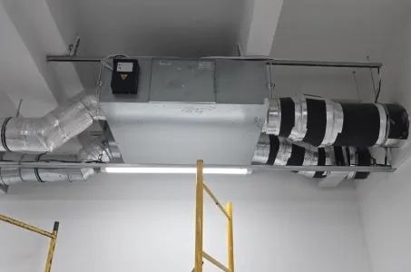 Prekybos centras su „Mycond“ energijos atgavimo vėdinimo įrenginiais MVS